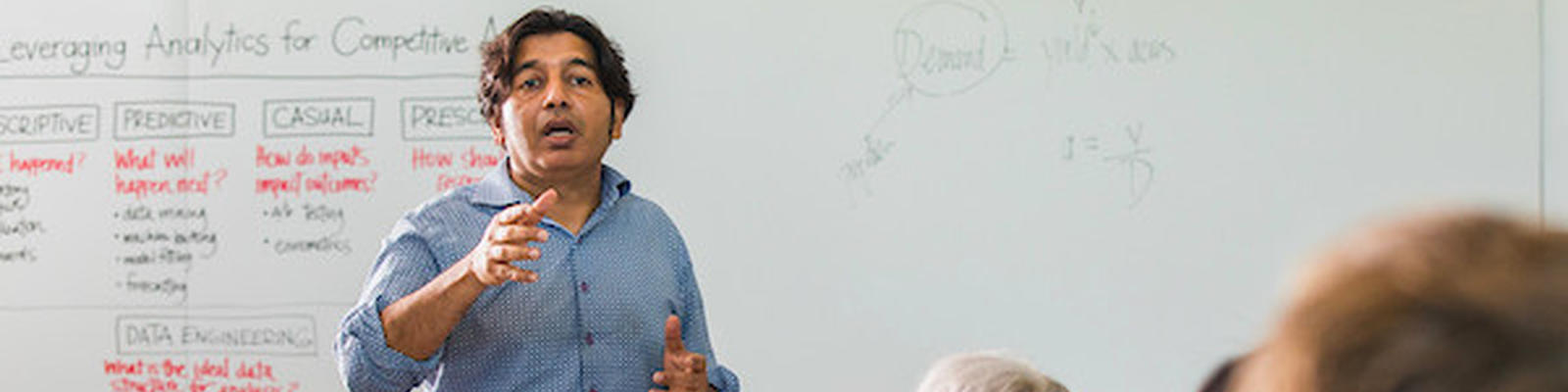 Professor Ravi Bapna in class