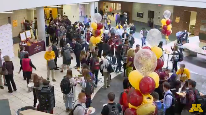 Carlson School Students Thank Donors During Gopher Gratitude