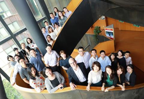 Group photo of the Global Medical Valuation Laboratory at the Carlson School of Management